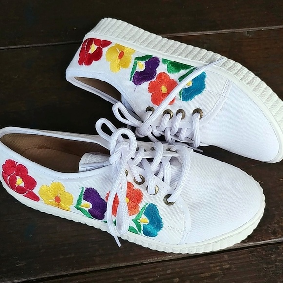 ALQUIMIA Shoes - 3/35$ ALEXANDRA WHITE SNEAKERS ✔️